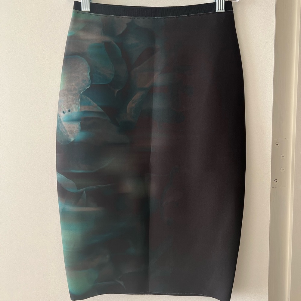 Elie Tahari Skirt